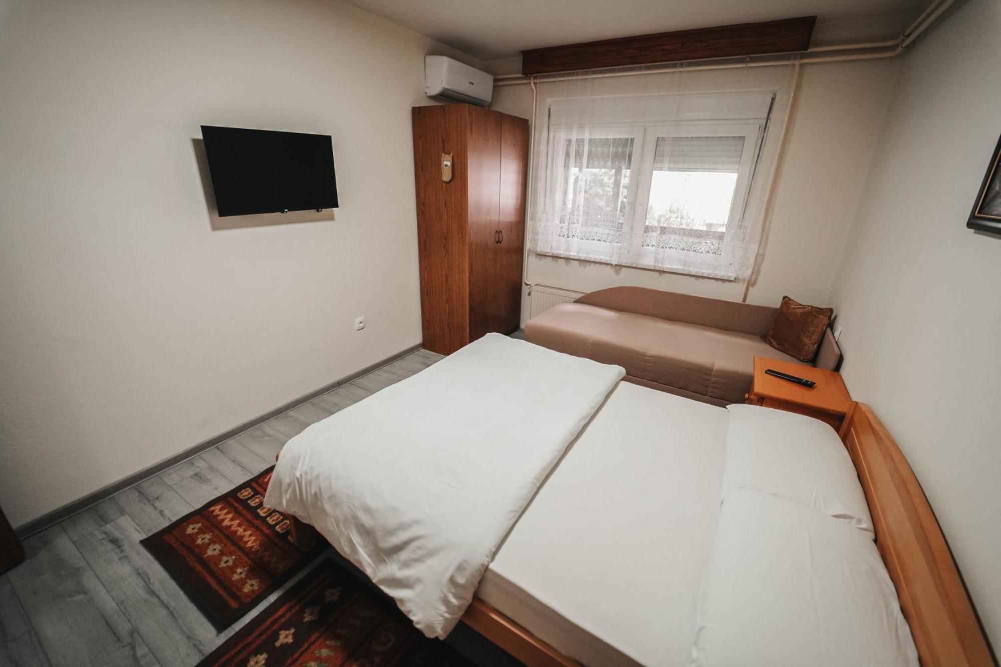 B&B Passage Sremska Mitrovica Extérieur photo